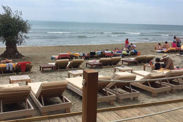 La Grande-Motte (Hérault) - un restaurant de plage - mai 2018.