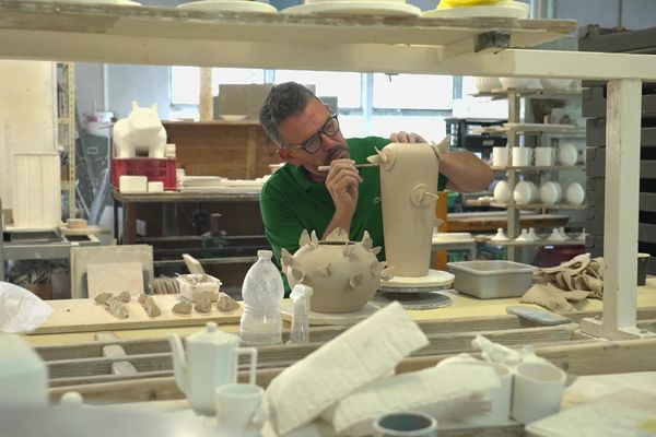 Porcelaines de Limoges : une exposition pour célébrer les 250 ans de savoir-faire de La Seynie