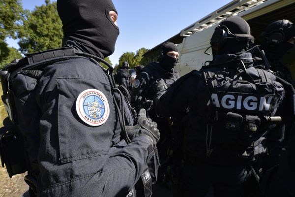 Le GIGN est venu interpeller les deux hommes armés à leur domicile de Saint-Mariens (image d'illustration)