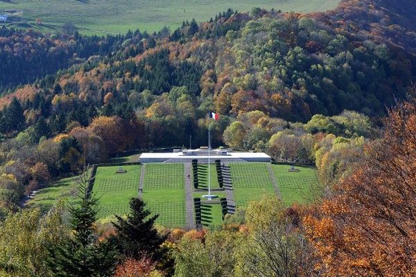 Au Vieil-Armand, 30 000 soldats français et allemands se sont entretués pendant la Première Guerre mondiale.