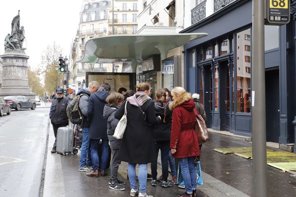 Seuls un tiers des bus de la RATP circulent ce lundi 9 décembre.