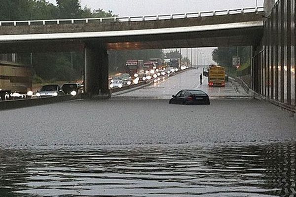 La voie de la Sud II inondée le 7 août 2013 à Grand-Quevilly