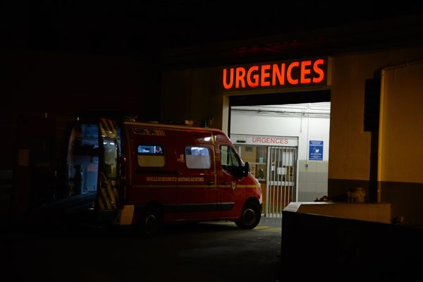 Les urgences de la clinique Saint-Privat seront fermées dès 22 heures ce lundi 16 décembre 2024. Les patients seront redirigés vers les urgences de Béziers.