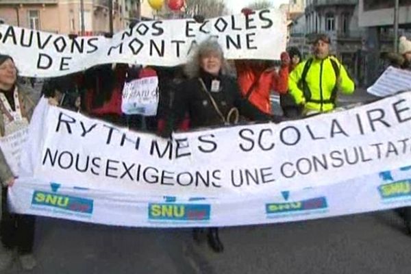 Perpignan - manifestation des enseignants contre la réforme des rythmes scolaires - 12 février 2013.