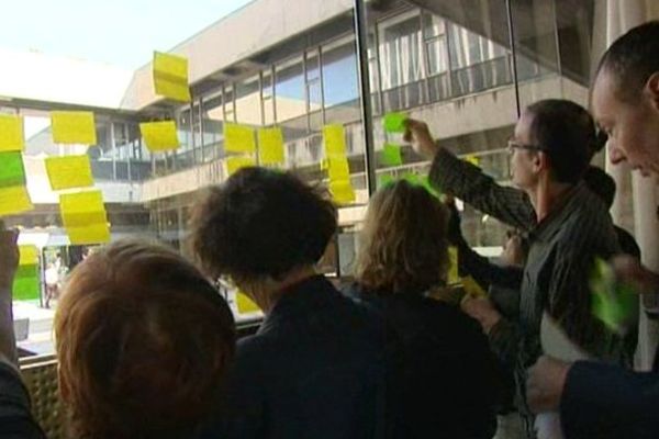 les premiers pas de la Démocratie participative à Grenoble