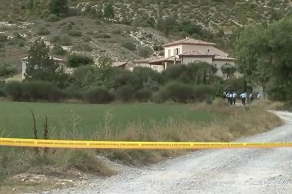 La maison de la famille dans laquelle les cambrioleurs se sont introduits dans la nuit.