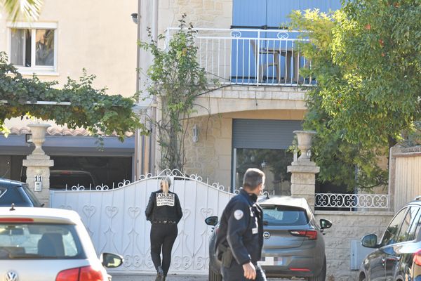 La maison à Agde dans l'Hérault où la victime de 77 ans a été assassinée et décapitée en octobre 2021.