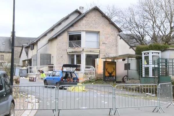 La boulangerie de Tarnac saccagée par le boulanger