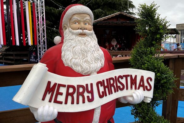 A Blois, l'esprit de Noël est bien présent dans les rues.