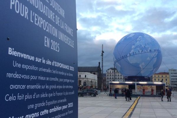 L'expo universelle s'est déroulé 5 fois à Paris