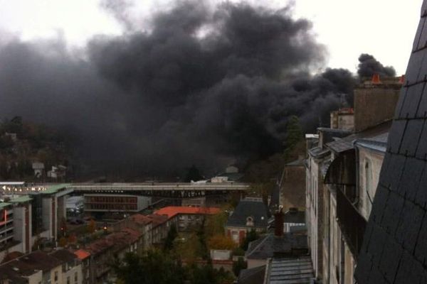 L'incendie vu depuis un appartement du centre-ville de Poitiers