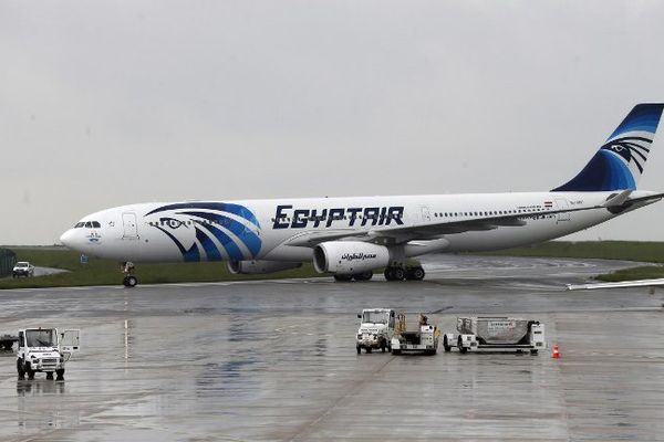 Illustration : un Airbus A330 de la compagnie EgyptAir à l'aéroport de Roissy-Charles De Gaulle. 