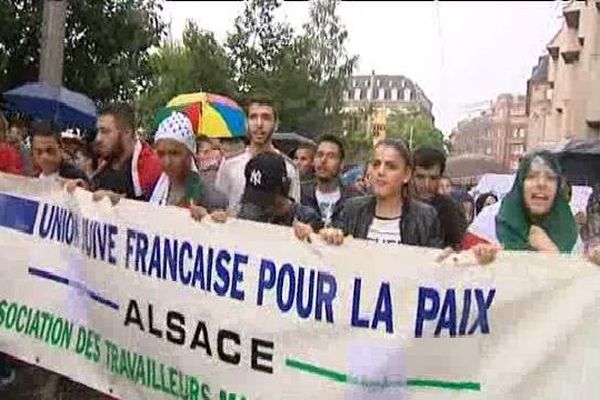 Des centaines de personnes ont manifesté à Strasbourg