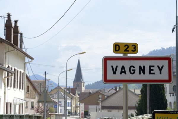 20 élèves et 40 encadrants ont été évacués vers 17h30 du collège du Ban de Vagney (Vosges)