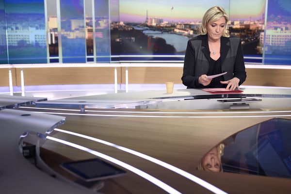 Marine Le Pen sur le plateau de TF1 le 9 avril.