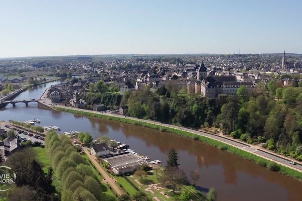 Château-Gontier en Mayenne. une petite ville calme où il fait bon vivre