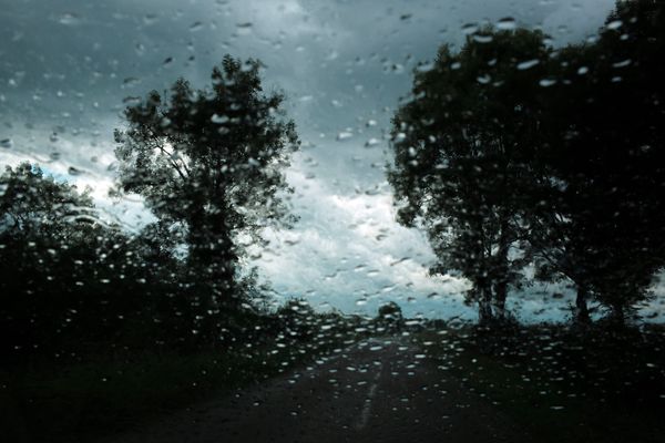 De forts cumuls de pluie sont attendus dans le JUra mais aussi dans le Doubs et le Terrioire de Belfort ce lundi dans la soirée et toute la nuit.