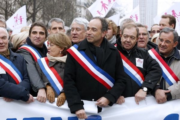 A Paris, le 13 janvier (Marc Le Fur à gauche)