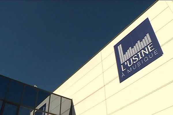 L'Usine à Musique est installée dans le complexe de loisirs des Sept Deniers à Toulouse. 