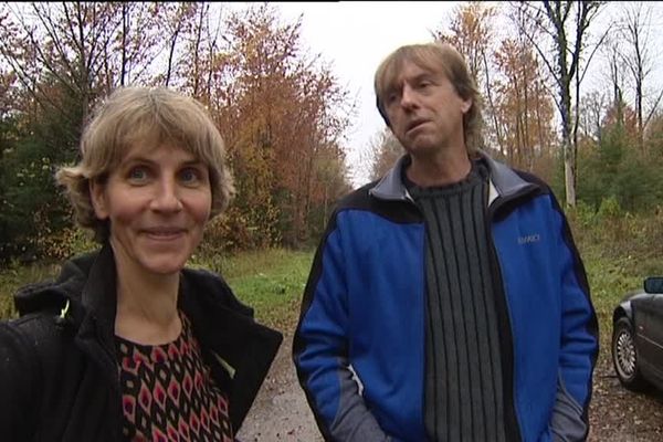 Florence Petit et Philippe Ménétrier, l'afouagiste de la foret de la Faye de Montrond