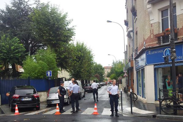 Une forte explosion s'est produit à Bois-Colombes (Hauts-de-Seine) ce jeudi après-midi. 