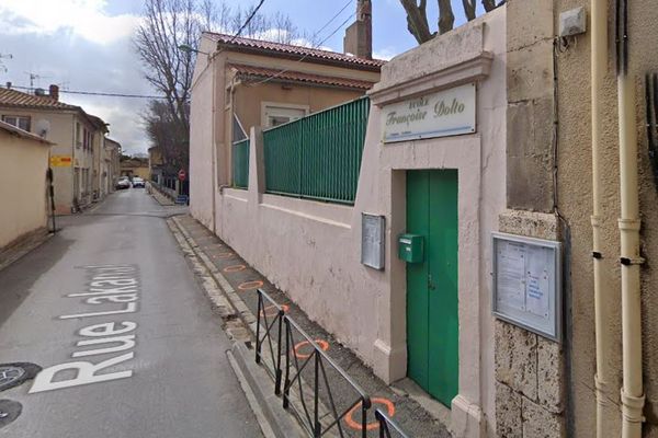 Lézignan-Corbières (Aude) - l'école maternelle Françoise Dolto, rue Lakanal - archives.