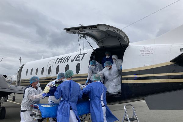 Deux patients Covid d'Occitanie ont été transférés aujourd'hui dans le Nord. 