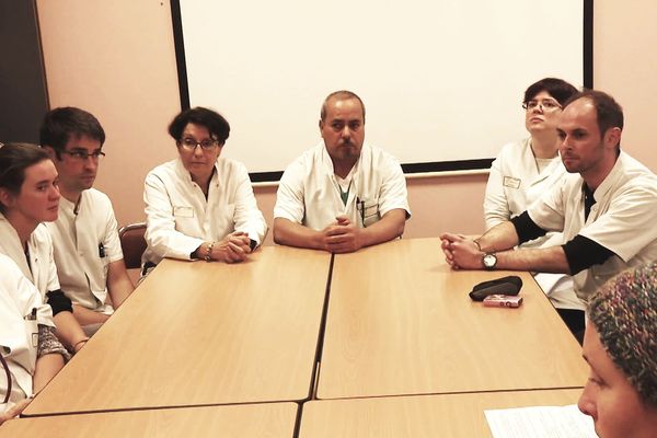 Une partie des représentants du corps médical du centre hospitalier de Guéret (Creuse).