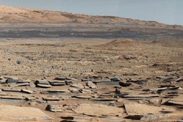 Une vue de la planète Mars par le robot Curiosity.