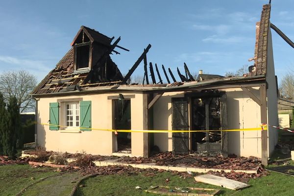 L'incendie a presque entièrement ravagé le pavillon.