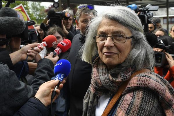 Catherine Blein, conseillère régionale Front national au conseil régional de Bretagne, lors d'une visite de Marine Le Pen à Dol de Bretagne (35) le 4 mai 2017