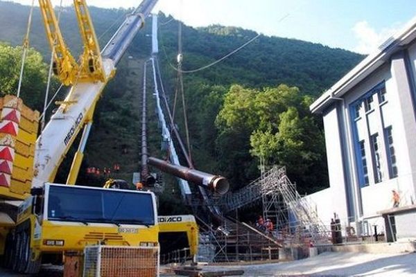 La centrale hydro-électrique d'Aston