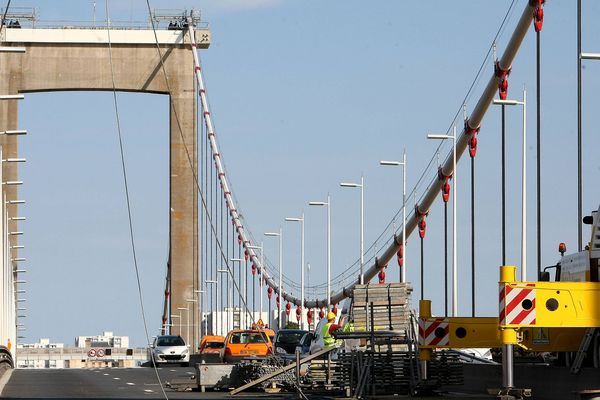 Bordeaux Le Pont D Aquitaine Sera Ferme Cette Nuit