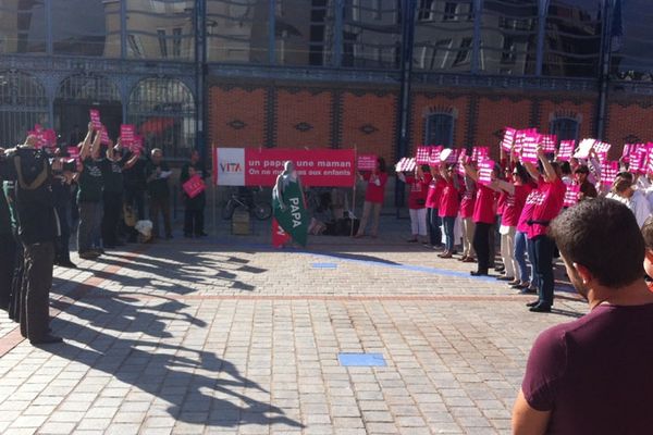 Manifestation contre le projet de loi sur le mariage et l'adoption pour les couples homosexuels