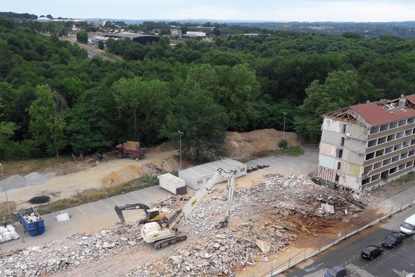 Un accès sera ouvert vers l'Aquapolis et Ester Techopole