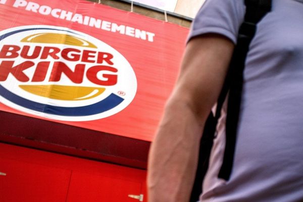 Un Burger King en cours d'installation à Paris.