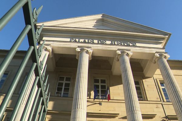 Trois voleurs d'origine lituanienne s'étaient spécialisés dans le vol de bijoux chez les particuliers.