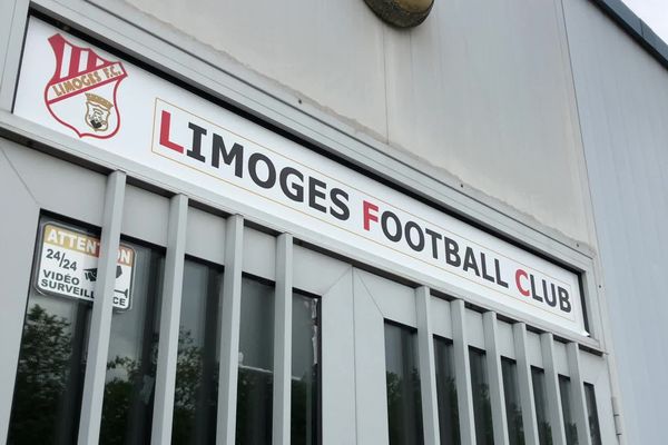 Alors que l'ancien nom et l'ancien logo du LFC sont toujours sur les bureaux du club, l'avenir du Limoges Football se jouera en Division 1 de District Départemental, et non à l'échelon Régional comme le souhaitait la nouvelle équipe !