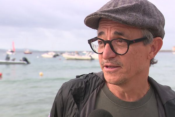 Stéphane Brighi, atteint de la maladie des os de verre, va se lancer dans un tour de Corse à la nage.