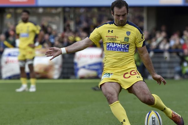 Morgan Parra est en contrat avec l'ASM Clermont Auvergne jusqu'en 2022 mais pourrait quitter le club plus tôt que prévu.