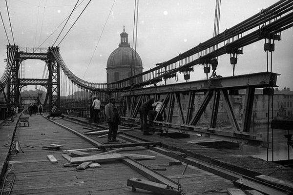 Le Pont Saint-Pierre en 1929