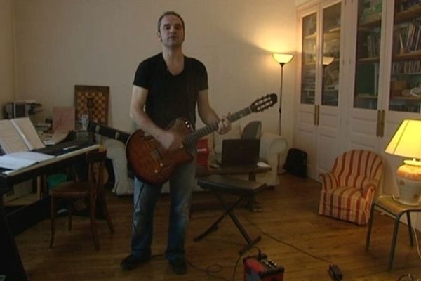 Le chanteur limougeaud Philippe Lars va participer au concert au profit d'électriciens sans frontières