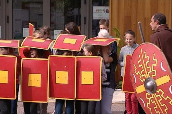 Les Journées Romaines à Mirebeau-sur-Bèze se déroulent du vendredi 2 au dimanche 4 octobre 2015.