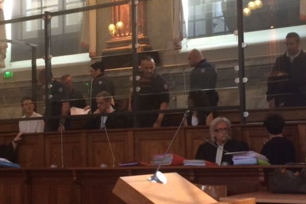 Mickaël Baehrel et Christophe Camy dans le box des accusés pour la première journée du Procès Alexandre Junca à Pau