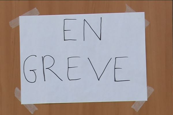 Panneau en grève