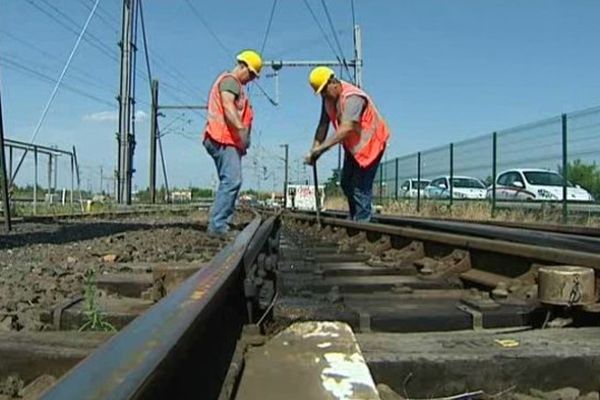 Entre samedi soir et dimanche soir, 20 agents ont procédé au contrôle de 29 éclisses dans la région SNCF Auvergne (Auvergne plus Nièvre). Aucune anomalie n'a été constatée.