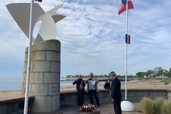 À Saint-Nazaire, hommage à huis clos sur le front de mer 