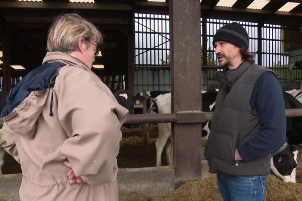 Olivier Scraepen, vétérinaire à Guise, ne peut plus assurer ses consultations auprès des éleveurs depuis le départ de ses deux collaborateurs.