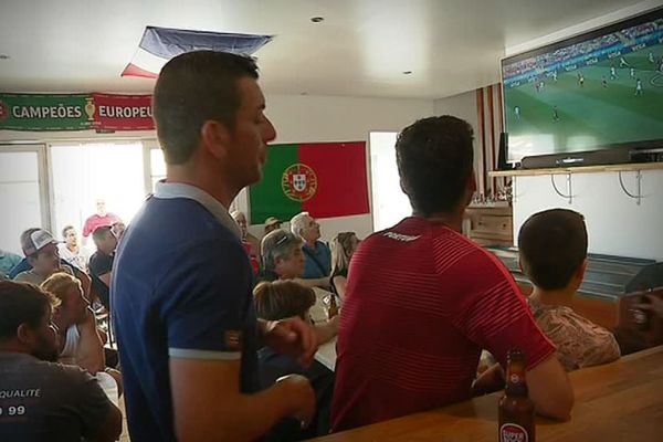 "C'est vous qui le dites" dans un bar-restaurant de Saint-Jean-le-Blanc