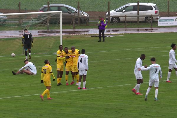 Quevilly Rouen Métropole s'est imposé 5 à 0 face à la J3 d'Amilly lors du 8ème tour de la Coupe de France